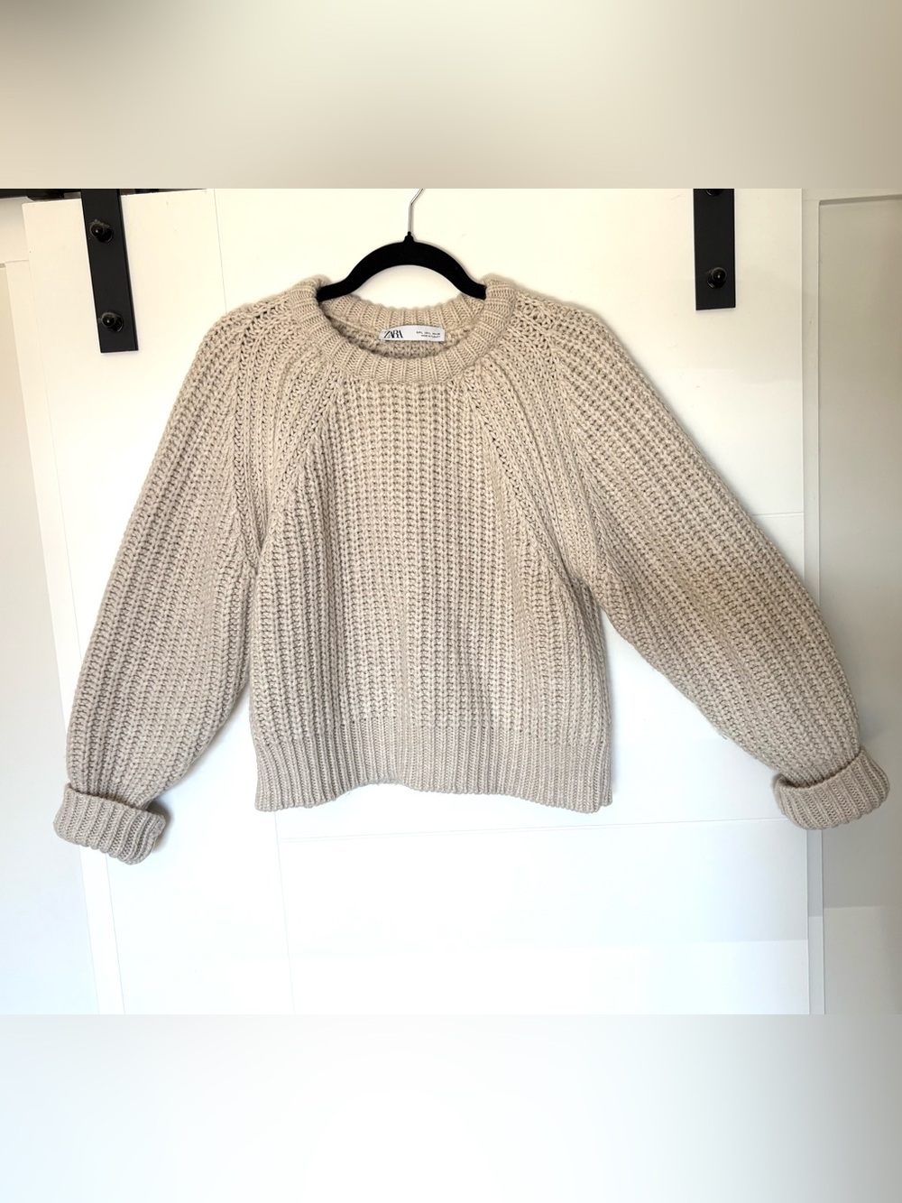 Zara Beige Cream Chunky knitted Sweater